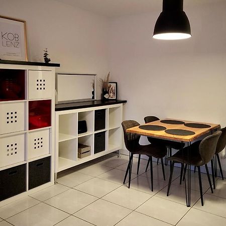 Schoene Und Ruhige Wohnung Direkt An Der Mosel Koblencja Zewnętrze zdjęcie