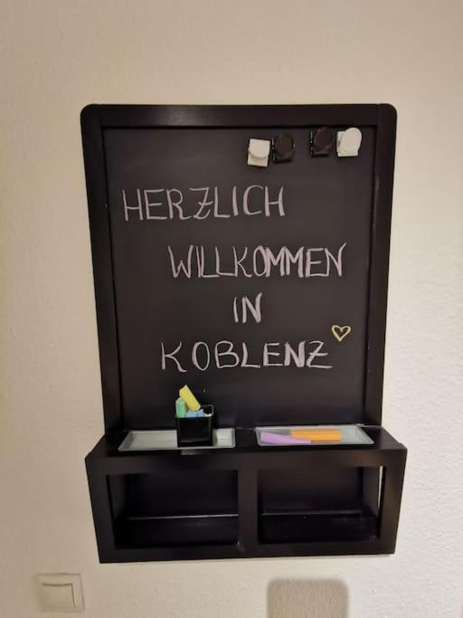 Schoene Und Ruhige Wohnung Direkt An Der Mosel Koblencja Zewnętrze zdjęcie