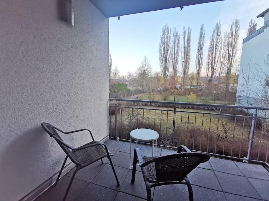 Schoene Und Ruhige Wohnung Direkt An Der Mosel Koblencja Zewnętrze zdjęcie